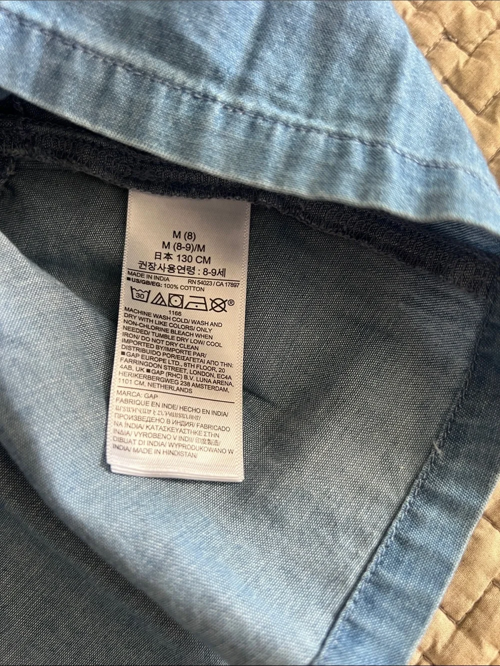 Girl’s Gap soft denim skirt. Size M. Like new!